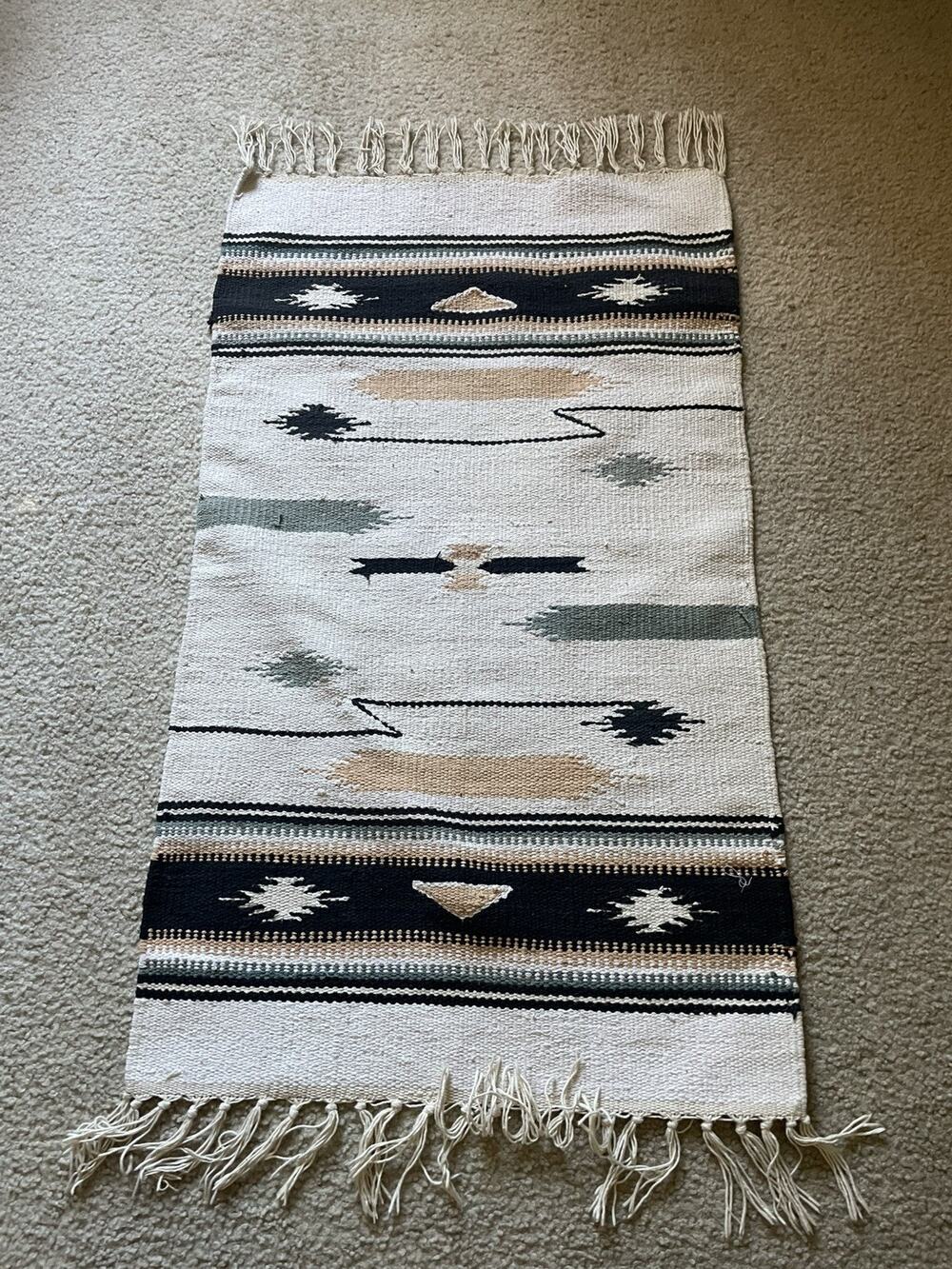 Vintage Southwestern Native American Style Accent Rug 20x40” Geometric Tribal